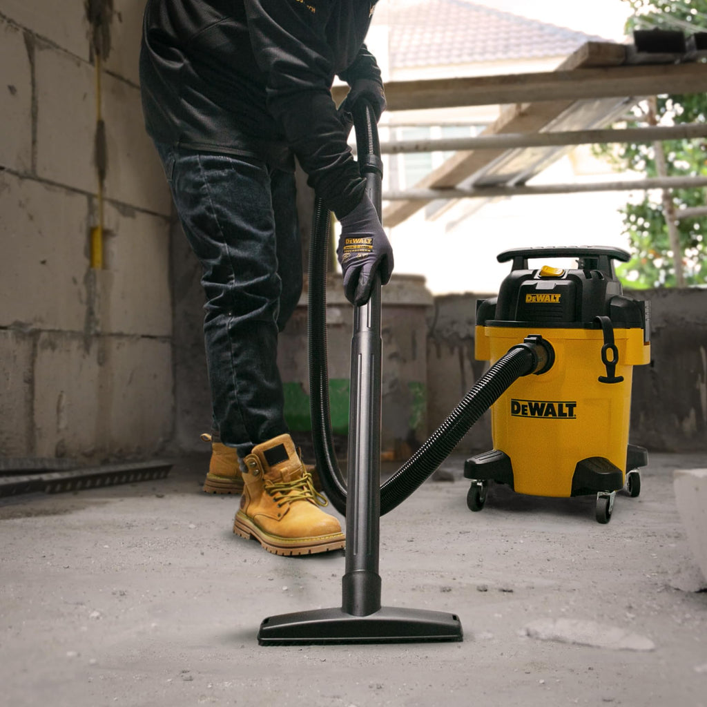 6 Gal. Poly Wet/Dry Vacuum with Hose and Accessories Y1264