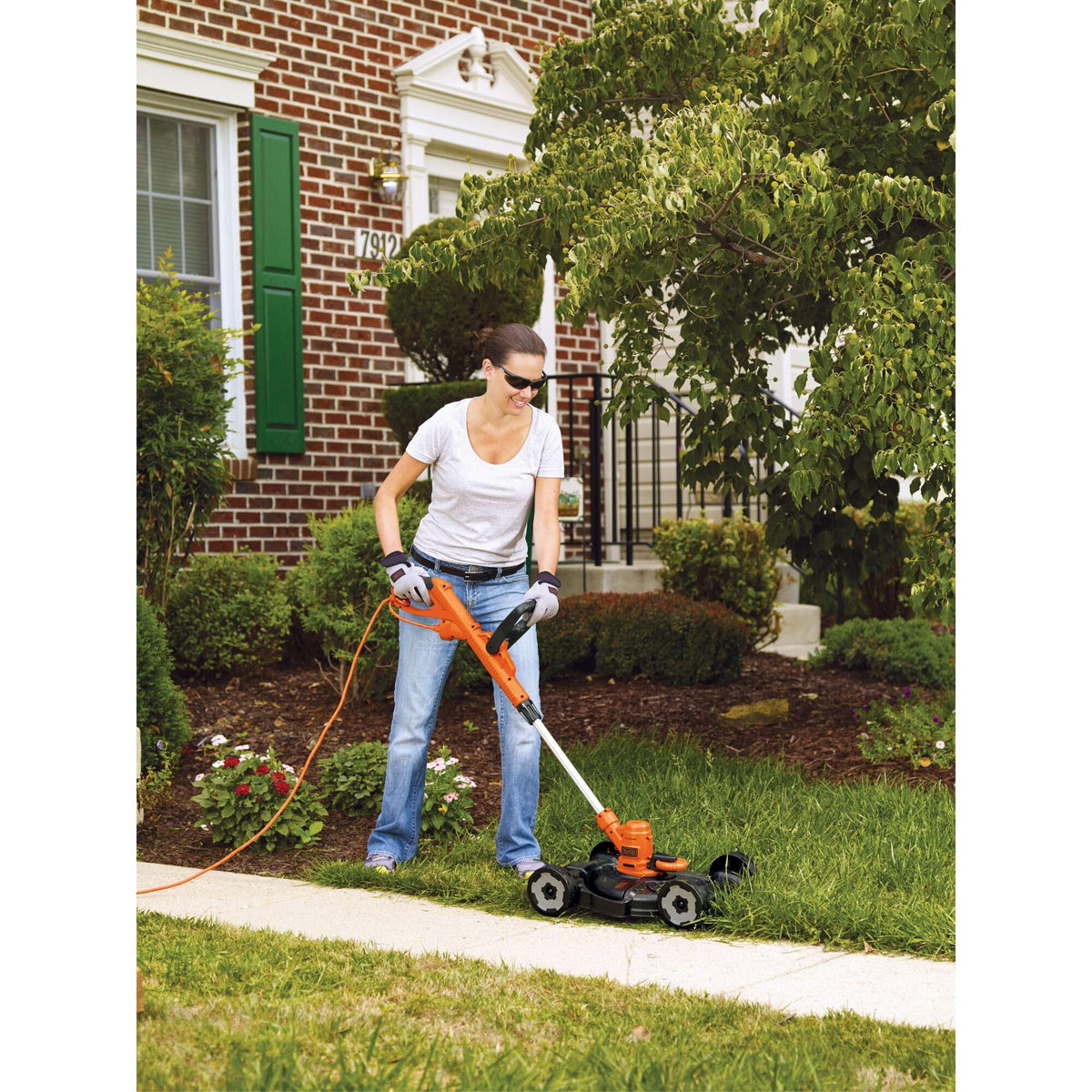 3-in-1 String Trimmer/Edger & Lawn Mower, 6.5-Amp, 12-Inch, Corded T472